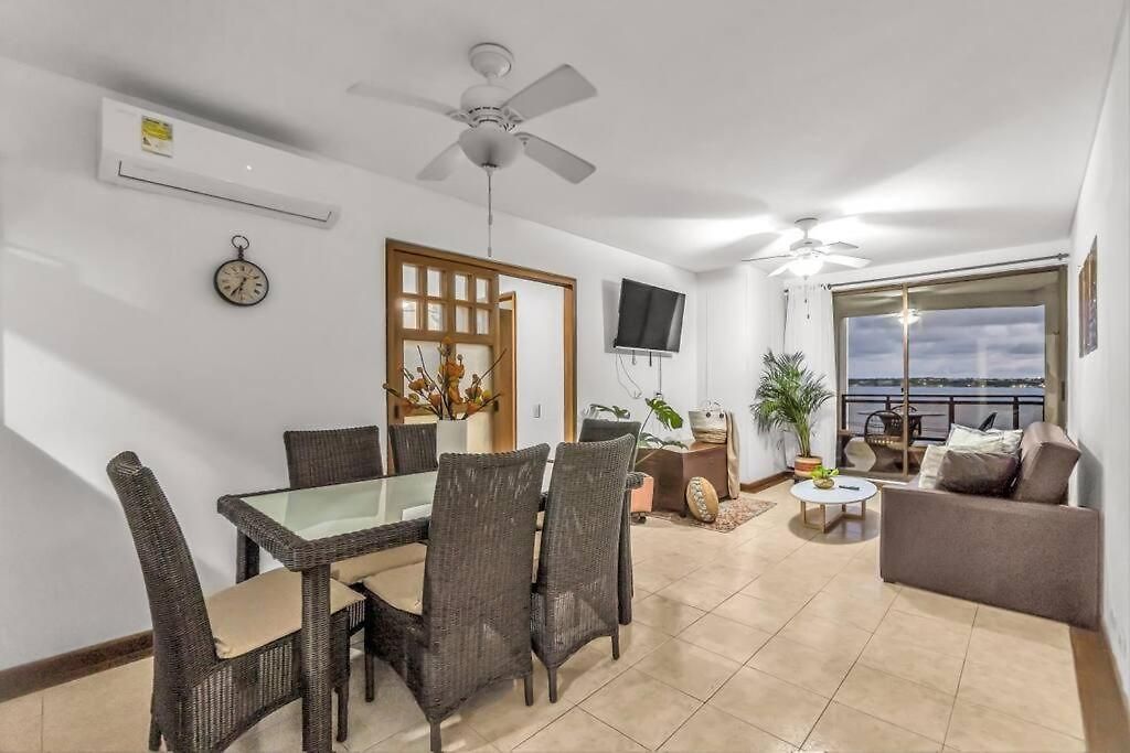 Beachside Escape 2br With Pool Cartagena